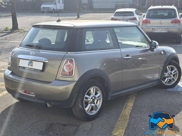 MINI One usata, con Autoradio