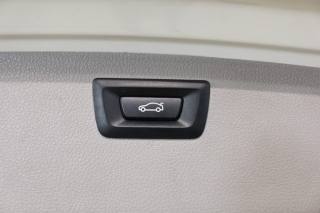 BMW 320 usata, con Bluetooth