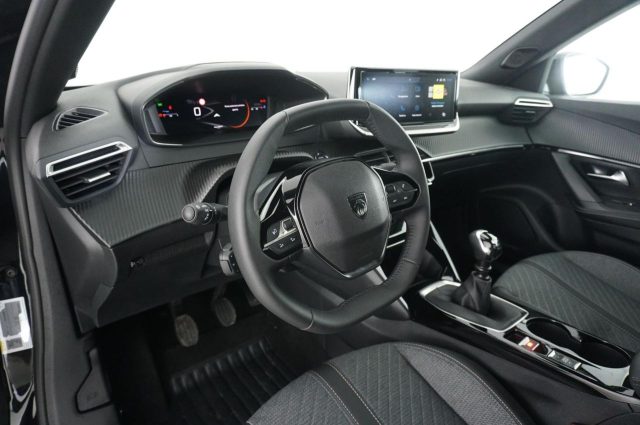 PEUGEOT 2008 usata, con Boardcomputer