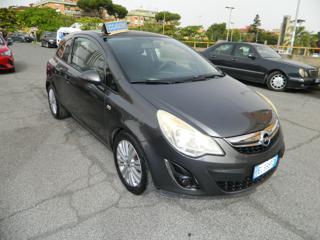 OPEL Corsa usata, con Airbag laterali