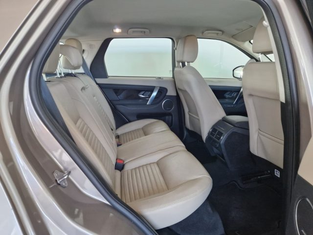 LAND ROVER Discovery Sport usata, con Autoradio