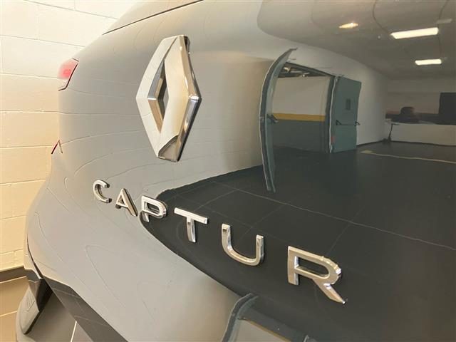RENAULT Captur usata 23