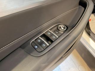 DR MOTOR DR 5.0 usata, con Regolazione elettrica sedili