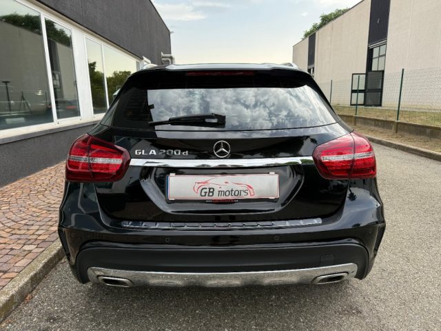 MERCEDES-BENZ GLA 200 usata, con Cerchi in lega