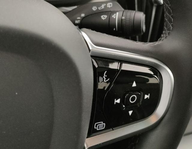 VOLVO XC60 usata, con Regolazione elettrica sedili