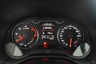 AUDI Q2 usata 14