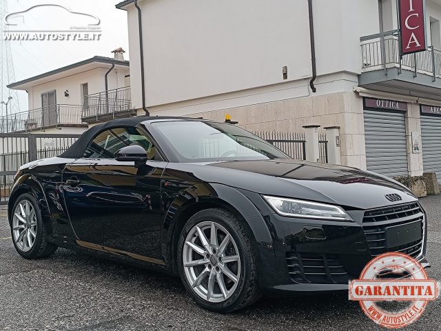 AUDI TT usata, con Tettuccio apribile