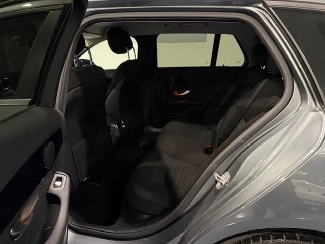 MERCEDES-BENZ C 220 usata, con Regolazione elettrica sedili