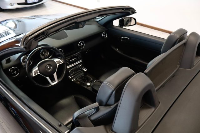 MERCEDES-BENZ SLK 200 usata, con Climatizzatore
