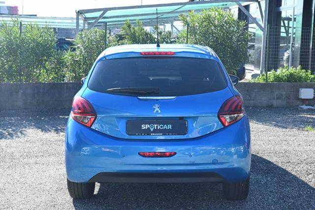 PEUGEOT 208 usata, con Autoradio