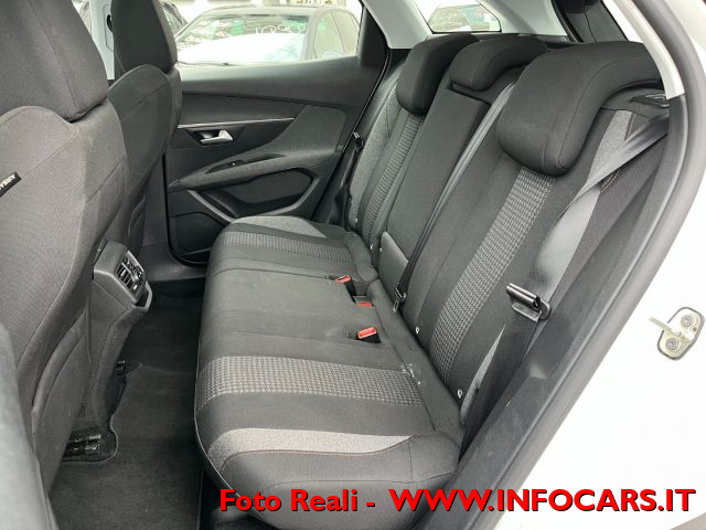 PEUGEOT 3008 usata, con Autoradio