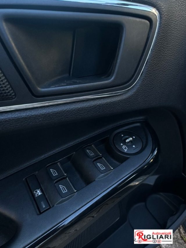 FORD B-Max usata 16