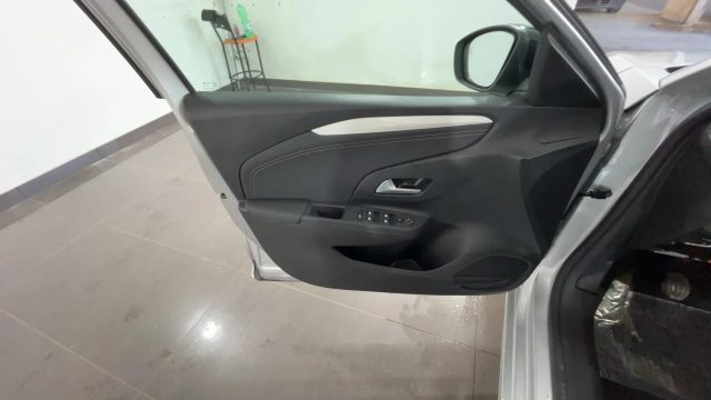 OPEL Corsa usata, con Climatizzatore
