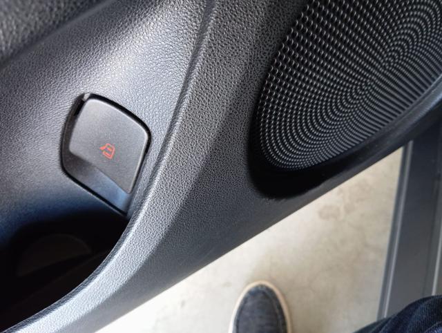 FIAT 500e usata, con USB