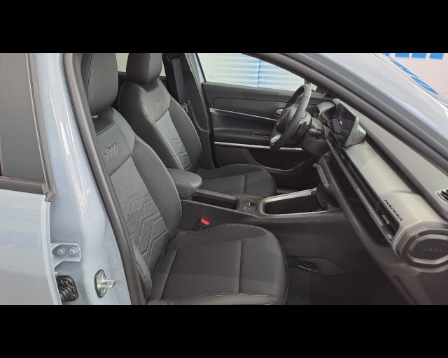 JEEP Avenger usata 30