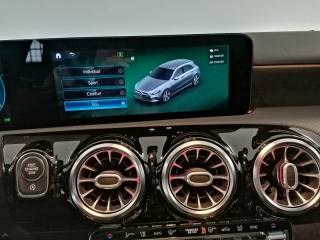 MERCEDES-BENZ A 200 usata, con Touch screen