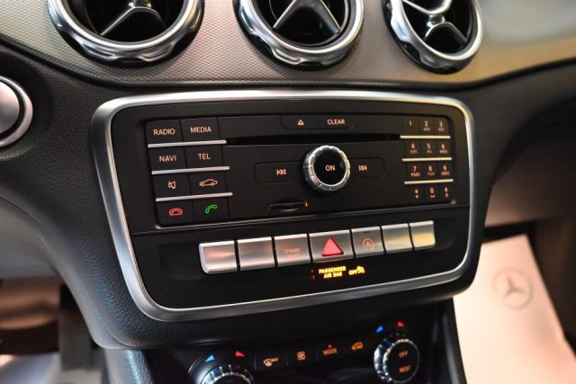 MERCEDES-BENZ GLA 180 usata 42