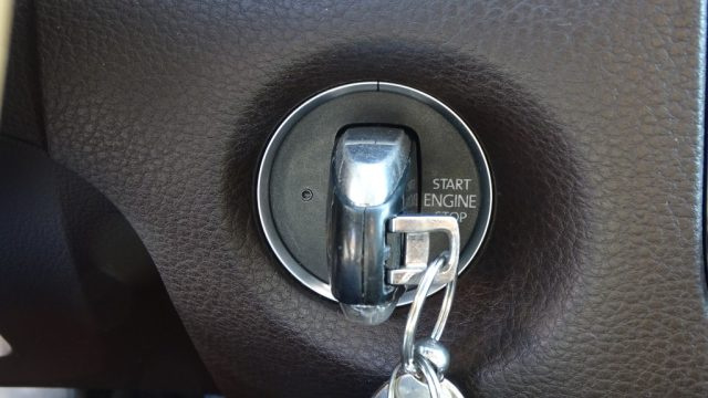 VOLKSWAGEN Touareg usata 97