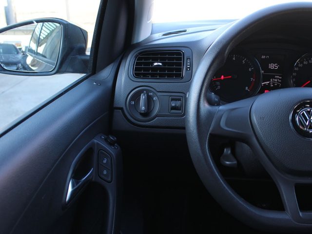 VOLKSWAGEN Polo usata, con Airbag testa