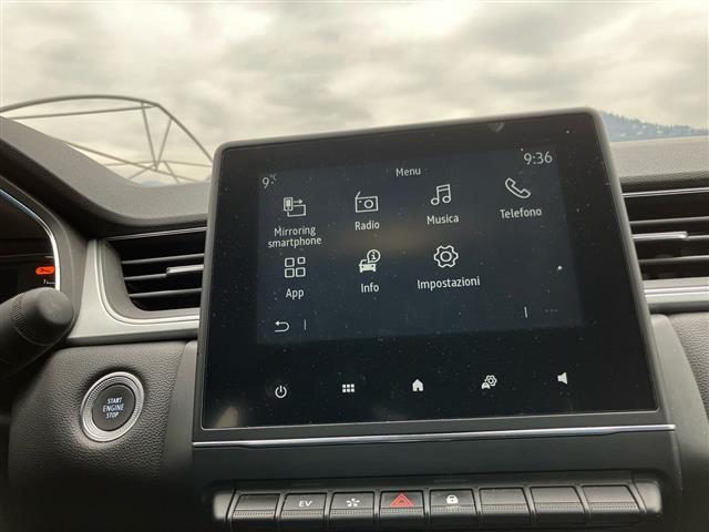 RENAULT Captur usata 12