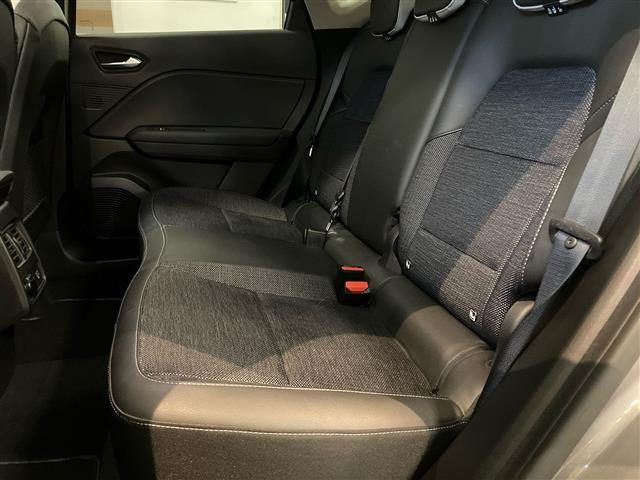 RENAULT Captur usata 11