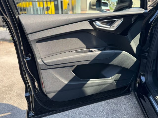 AUDI Q4 e-tron usata, con USB