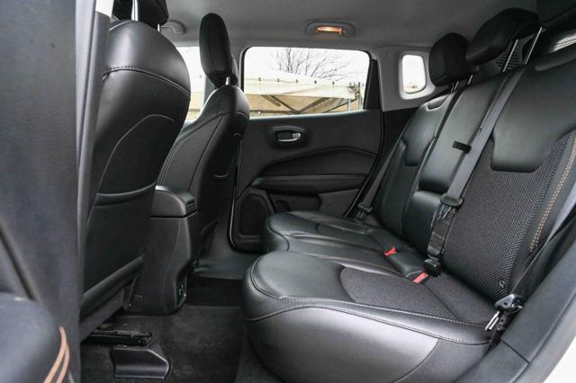 JEEP Compass usata, con Fari Xenon