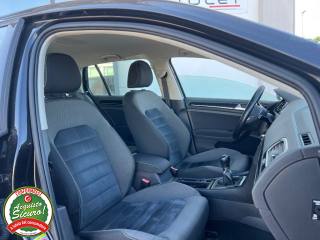 VOLKSWAGEN Golf usata, con Autoradio