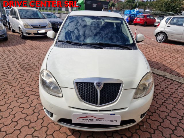 LANCIA Ypsilon usata, con Airbag