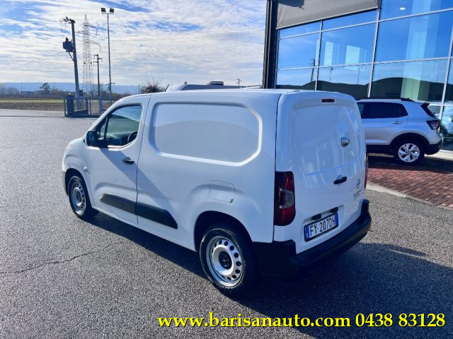 OPEL Combo usata, con Autoradio
