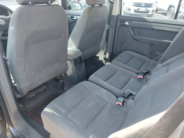 VOLKSWAGEN Touran usata, con Controllo trazione