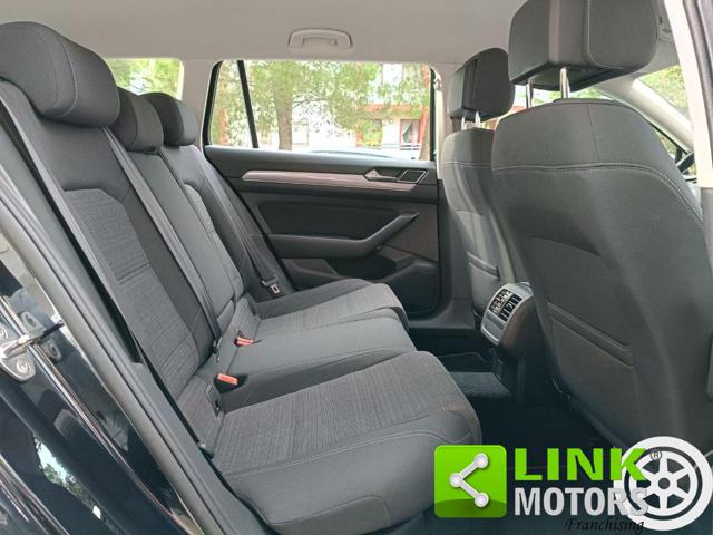 VOLKSWAGEN Passat Variant usata, con Controllo vocale