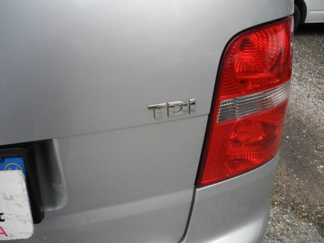 VOLKSWAGEN Touran usata 59