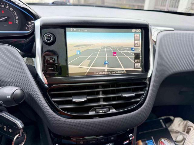 PEUGEOT 2008 usata, con Cerchi in lega