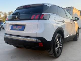 PEUGEOT 3008 usata, con Climatizzatore