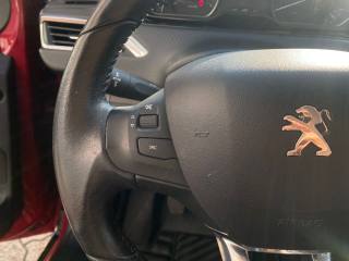 PEUGEOT 2008 usata, con Controllo trazione