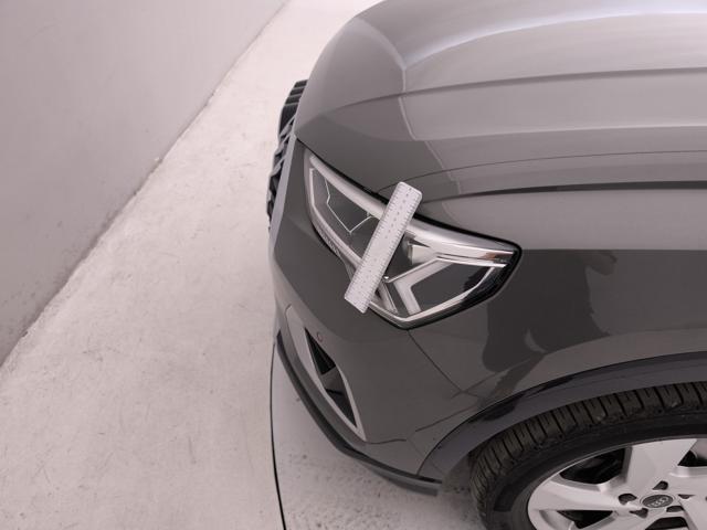 AUDI Q3 usata, con Sensori di parcheggio posteriori