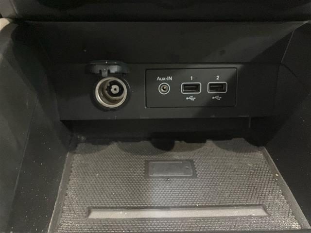 RENAULT Clio usata 23