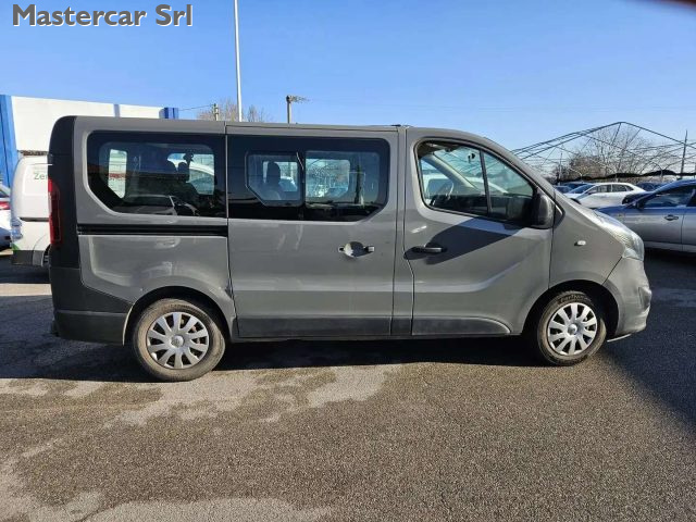 OPEL Vivaro usata 8