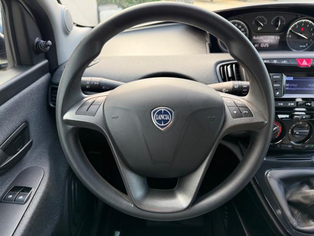 LANCIA Ypsilon usata, con USB