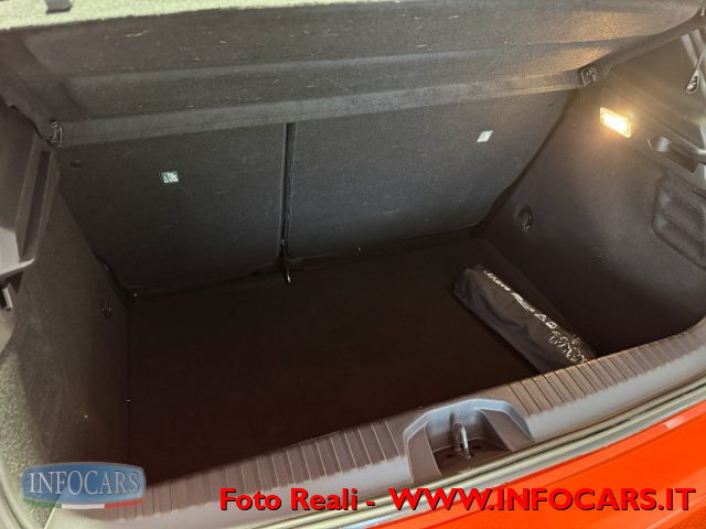 RENAULT Clio usata, con Volante multifunzione