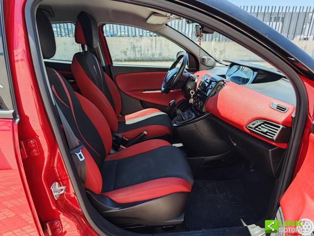 LANCIA Ypsilon usata, con Fendinebbia