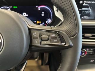 ALFA ROMEO Stelvio usata, con Portellone posteriore elettrico