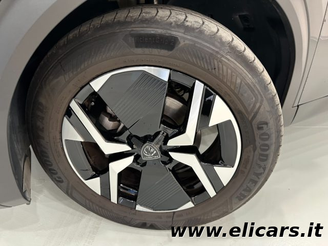 PEUGEOT 2008 usata, con Volante in pelle