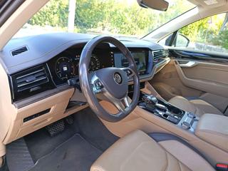 VOLKSWAGEN Touareg usata, con Cronologia tagliandi