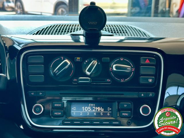 VOLKSWAGEN up! usata, con Cronologia tagliandi