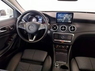 MERCEDES-BENZ GLA 200 usata, con Controllo automatico clima