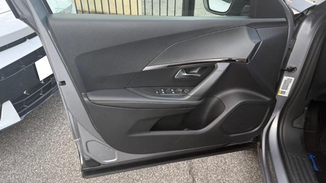 PEUGEOT 2008 usata, con Sistema di navigazione