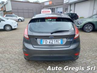 FORD Fiesta usata, con Autoradio