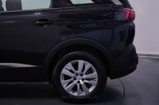PEUGEOT 5008 usata 32